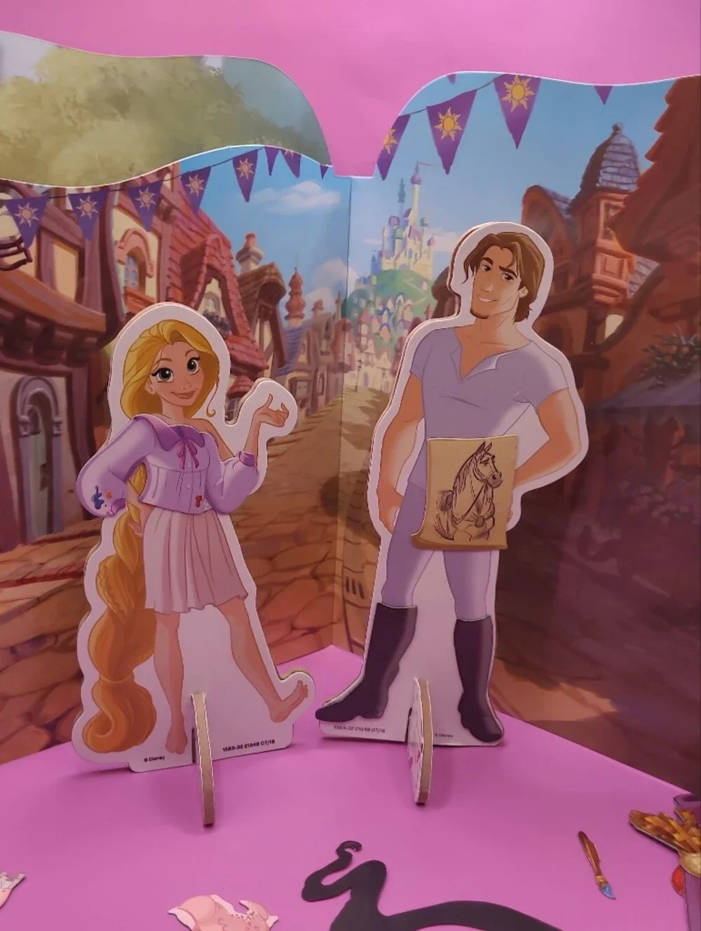 Disney Tangled Storybook Dress Up Dolls And Book Magnetic Playset Rare